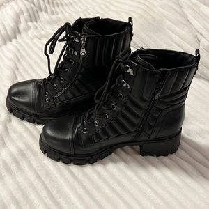 Black lace up combat boots for women
